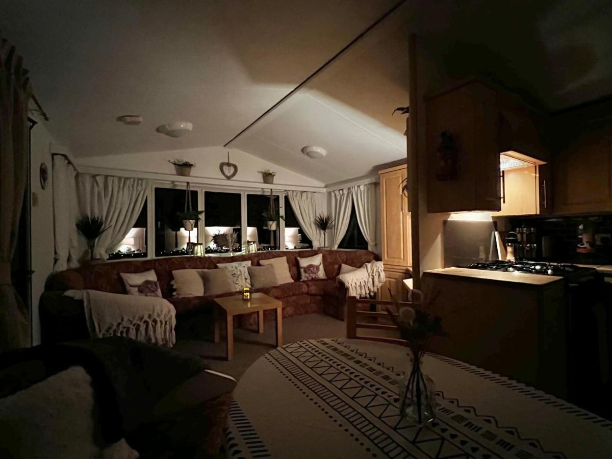 Jungle House No.26 At Three Lochs Holiday Park Ньютон Стюарт Экстерьер фото